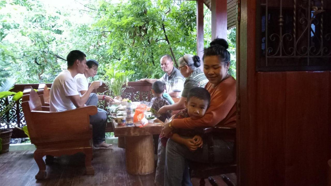 The Local Mae Hong Son Apartment Exterior photo